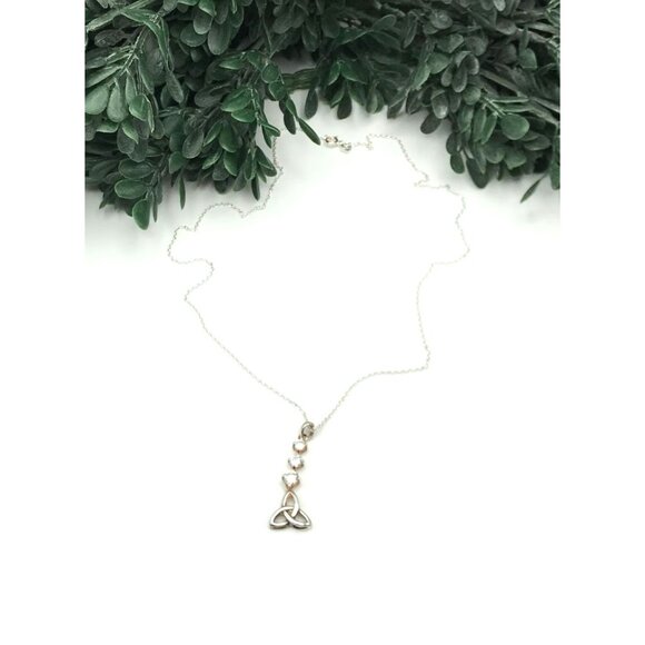 Vintage Celtic Trinity Knot Pendant Necklace With Crystals On Silver Chain - Picture 2 of 7